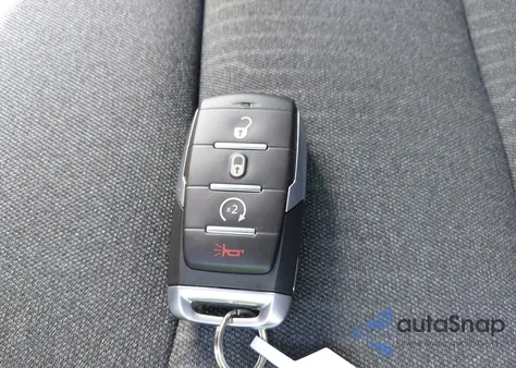 2022 Ram 1500 Big Horn 4X4 5'7 Box z USA, uszkodzony, nr VIN 1C6SRFFT4NN324122